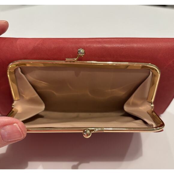 Julia Buxton Heiress Leather Checkbook Wallet Red Leather RFID Organizer Clutch - Picture 4 of 7